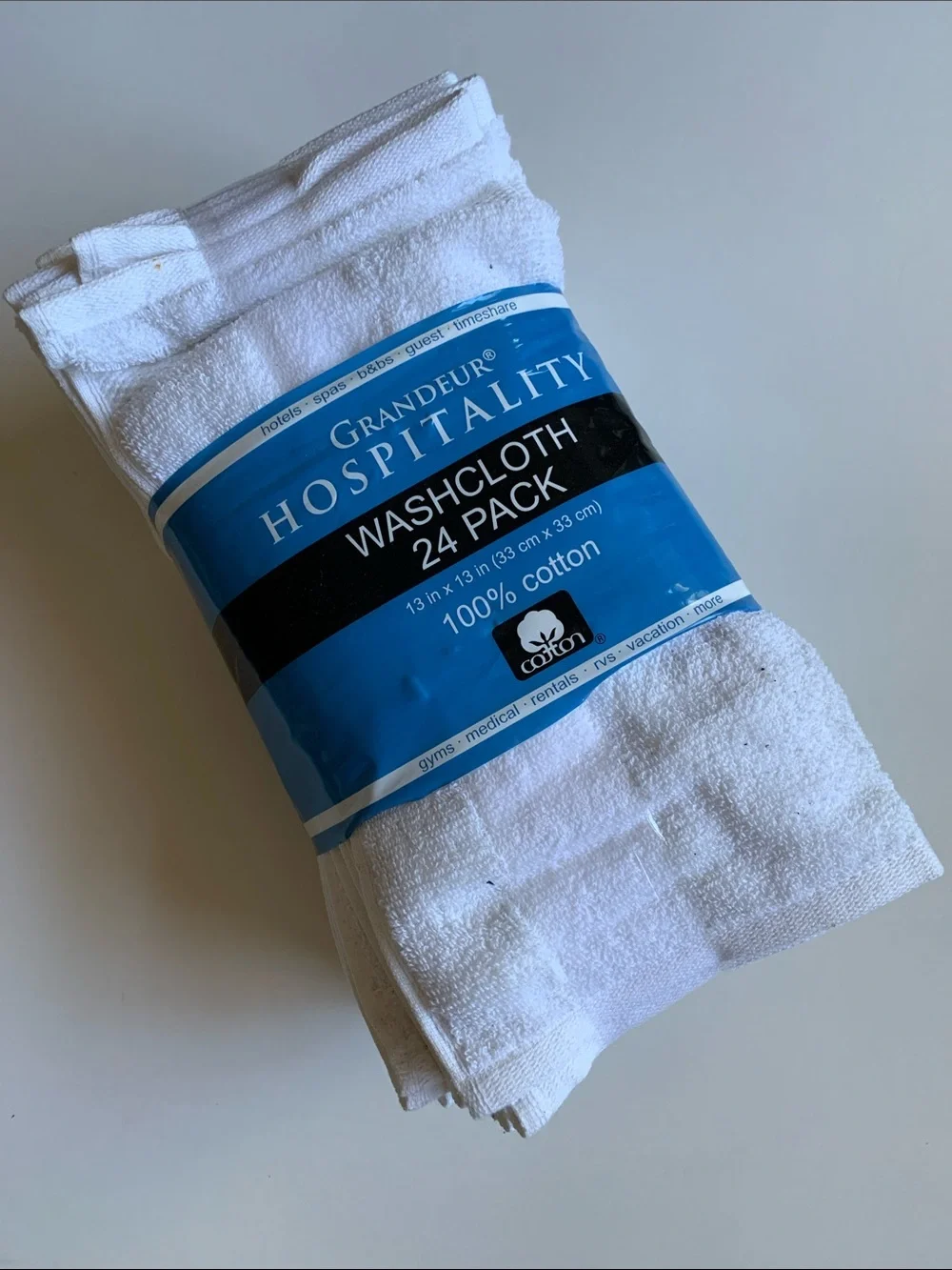 NWT GRANDEUR Washcloth Towel 24-Pack Hotel Grade 100% Cotton